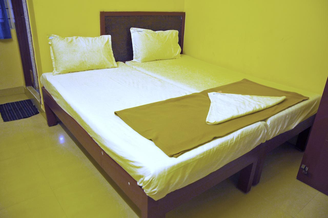 Ksr Grands Hotel Tirupati Buitenkant foto